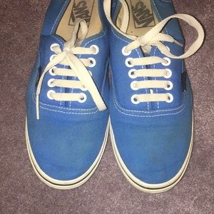 dark blue low rise vans